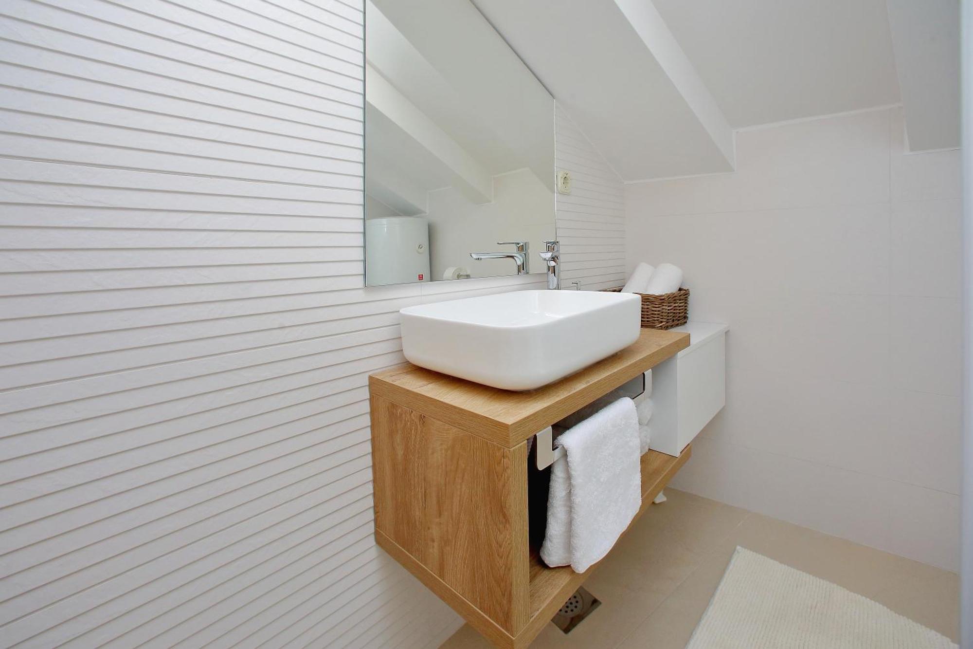Apartments Nina Бибине Екстериор снимка