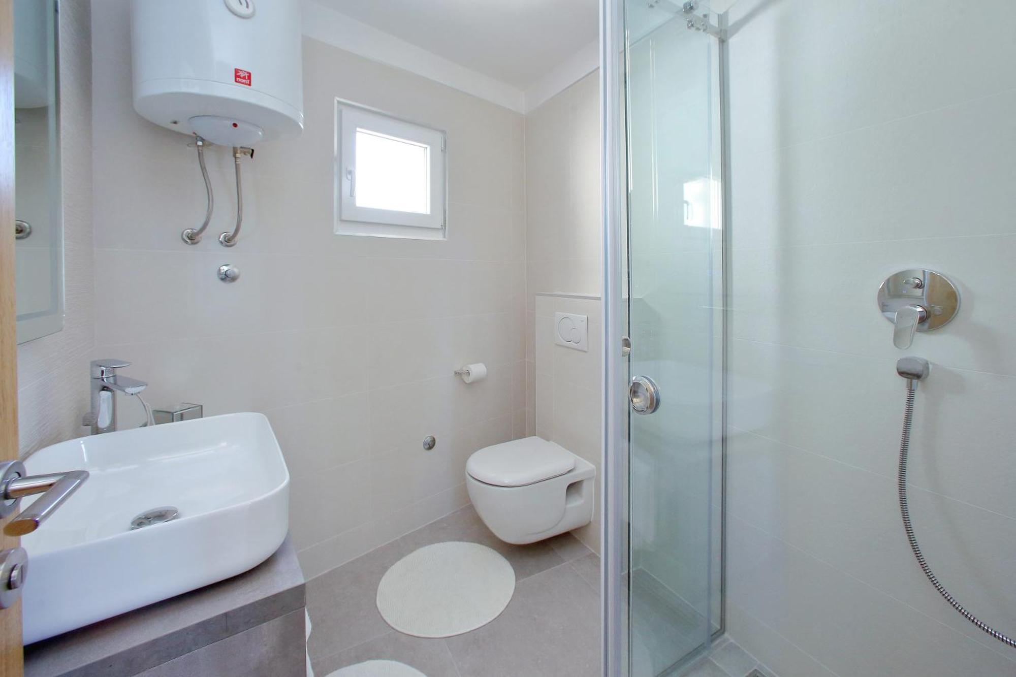 Apartments Nina Бибине Екстериор снимка